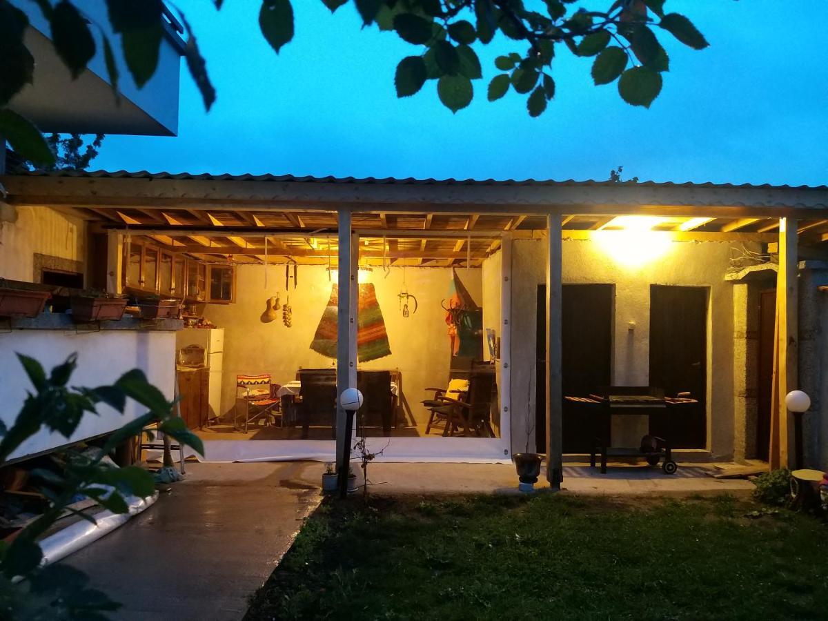 Вила Топи Kaloyanovo  Exterior foto
